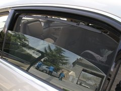2010款 E300L 3.0L 时尚型
