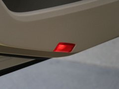 2010款 E300L 3.0L 时尚型