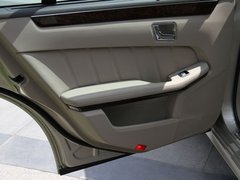 2010款 E300L 3.0L 时尚型