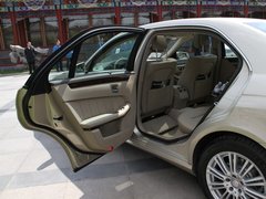 2010款 E300L 3.0L 时尚型