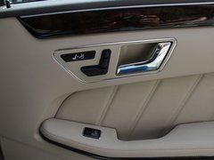 2010款 E300L 3.0L 时尚型