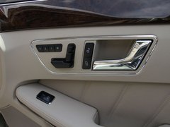 2010款 E300L 3.0L 时尚型