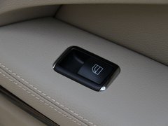 2010款 E300L 3.0L 时尚型