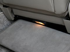 2010款 E300L 3.0L 时尚型