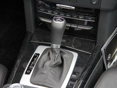 2010款 E300L 3.0L 时尚型