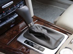 2010款 E300L 3.0L 时尚型
