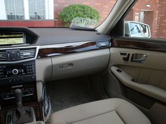 2010款 E300L 3.0L 时尚型