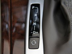2010款 E300L 3.0L 时尚型