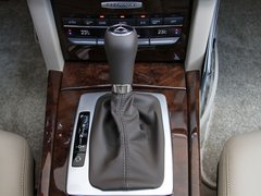 2010款 E300L 3.0L 时尚型