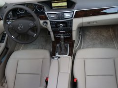 2010款 E300L 3.0L 时尚型