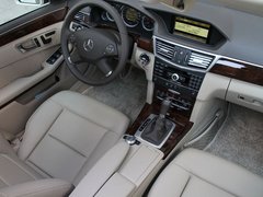 2010款 E300L 3.0L 时尚型