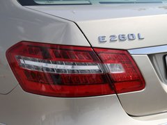 2010款 E300L 3.0L 时尚型