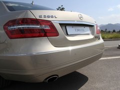2010款 E300L 3.0L 时尚型