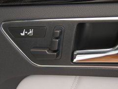 2010款 E300L 3.0L 时尚型