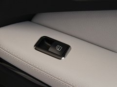 2010款 E300L 3.0L 时尚型