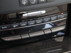 2010款 E300L 3.0L 时尚型