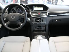 2010款 E300L 3.0L 时尚型