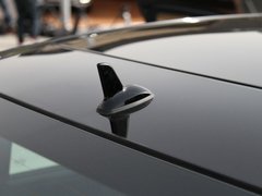 2010款 E300L 3.0L 时尚型