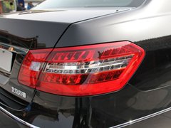 2010款 E300L 3.0L 时尚型