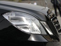 2010款 E300L 3.0L 时尚型