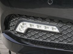 2010款 E300L 3.0L 时尚型