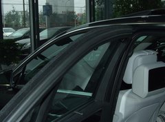 2010款 E300L 3.0L 时尚型