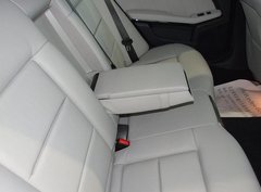 2010款 E300L 3.0L 时尚型