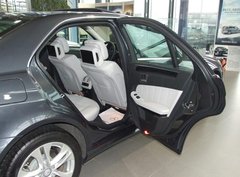 2010款 E300L 3.0L 时尚型