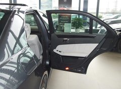 2010款 E300L 3.0L 时尚型