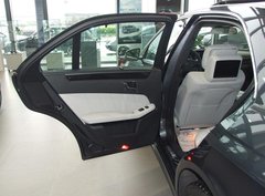 2010款 E300L 3.0L 时尚型