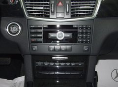 2010款 E300L 3.0L 时尚型