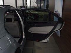 2010款 E300L 3.0L 时尚型