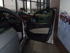 2010款 E300L 3.0L 时尚型