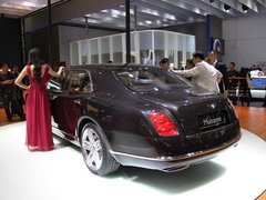 2010款 6.8T 標(biāo)準(zhǔn)版