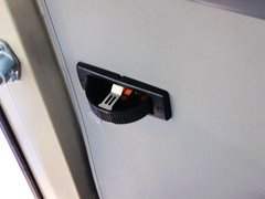 2006款 4.5 手动 DX