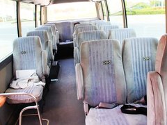 2006款 4.5 手动 DX