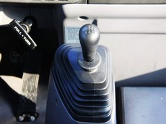2006款 4.5 手动 DX