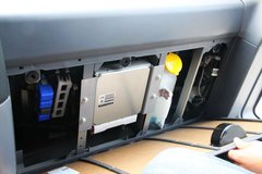 2006款 4.5 手动 DX