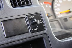 2006款 4.5 手动 DX