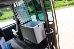 2006款 4.5 手动 DX