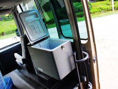 2006款 4.5 手动 DX