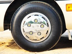 2006款 4.5 手動 DX