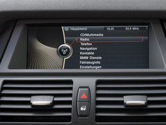 2011款 4.4T xDrive50i领先型 5座