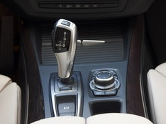 2011款 4.4T xDrive50i领先型 5座