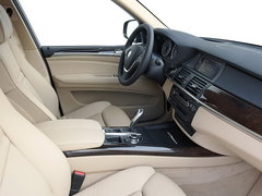 2011款 4.4T xDrive50i領(lǐng)先型 5座