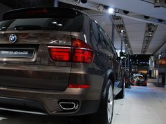 2011款 4.4T xDrive50i领先型 5座