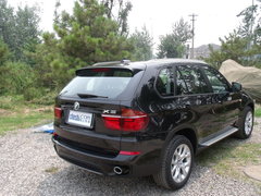 2011款 4.4T xDrive50i领先型 5座