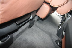 2011款 4.4T xDrive50i领先型 5座