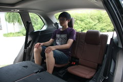 2011款 4.4T xDrive50i领先型 5座