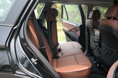2011款 4.4T xDrive50i领先型 5座